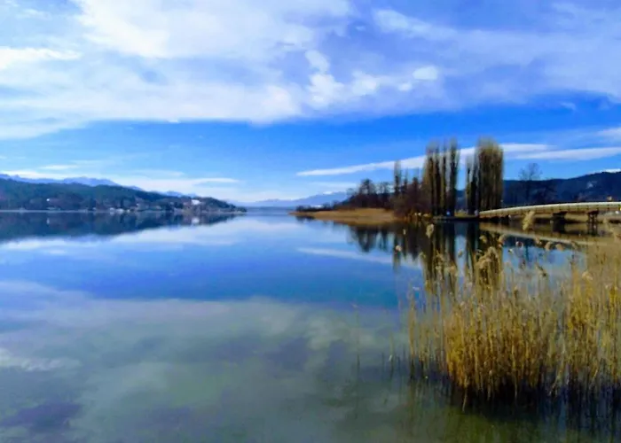 Hillside Bed & Breakfast 3*