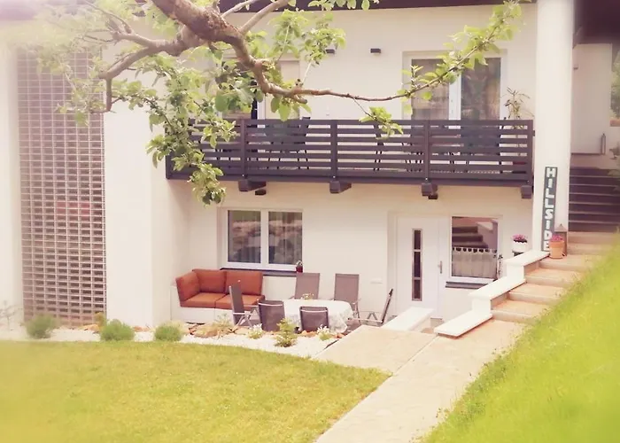 Bed & Breakfast Hillside 3*